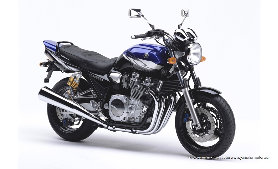 YAMAHA XJR 1300